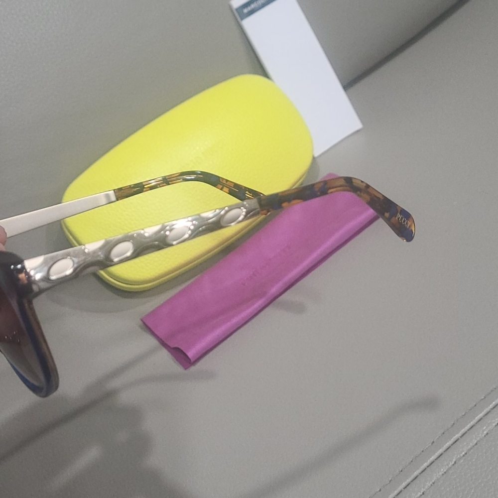 New Emilio Pucci Sunglasses $385 - Picture 6 of 7